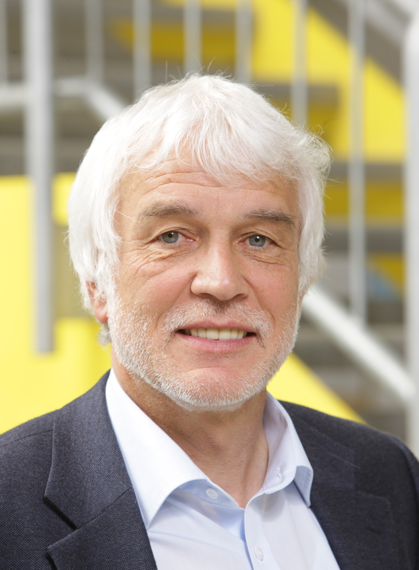 Prof. Dr.-Ing. Eberhard Schlücker